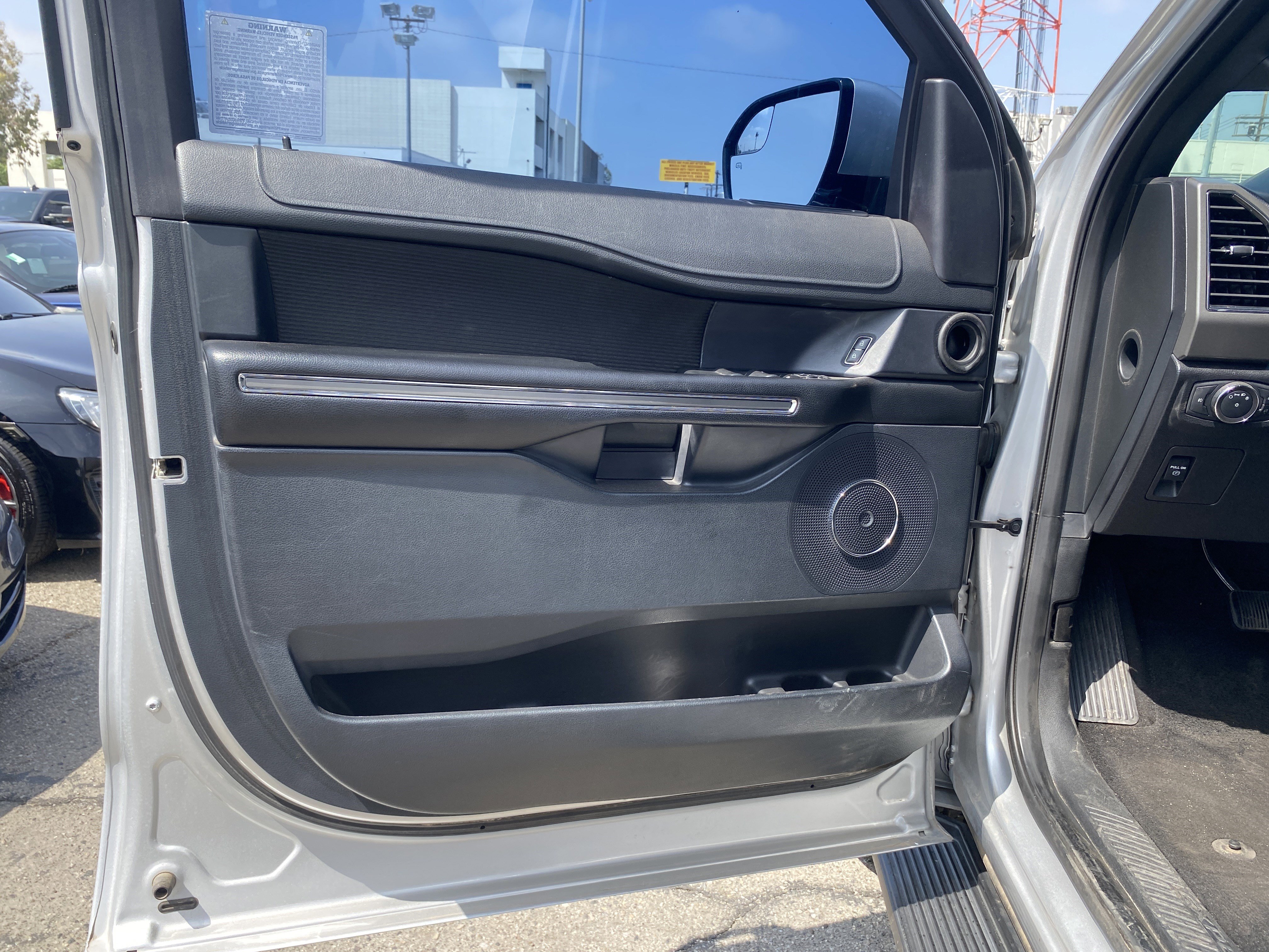 Used 2019 Ford Expedition Max XLT RWD image 16