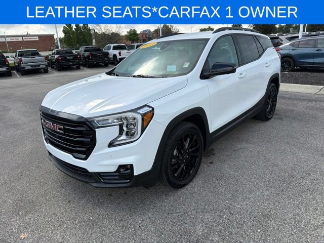 Used 2023 GMC Terrain SLT w/ Tech Package FWD image 5