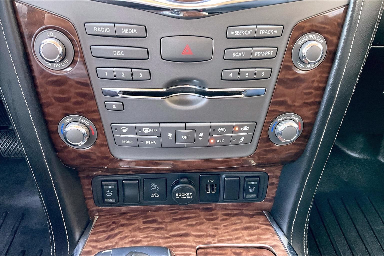 Used 2018 Nissan Armada SL w/ Moonroof Package AWD/4WD image 15