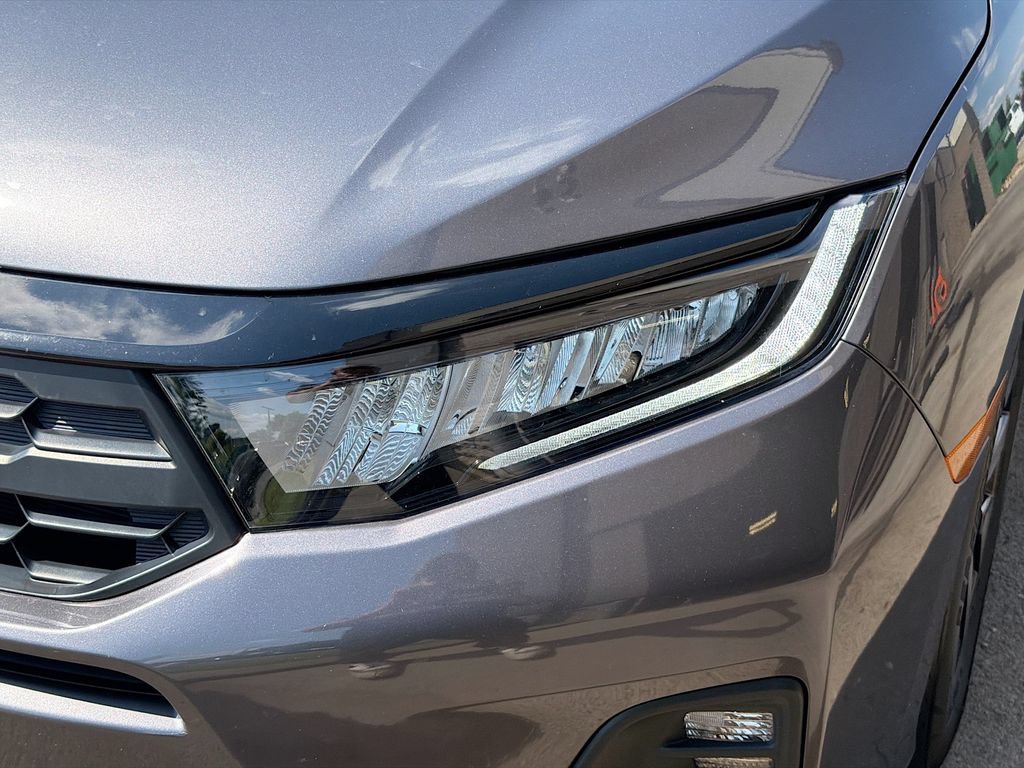 Used 2025 Honda Odyssey EX-L image 10
