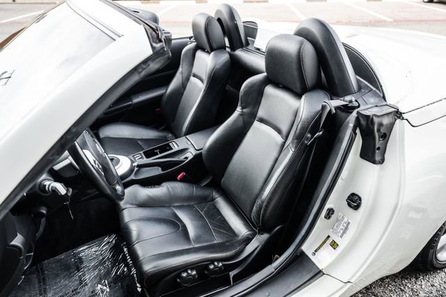 Used 2007 Nissan 350Z Grand Touring RWD image 4