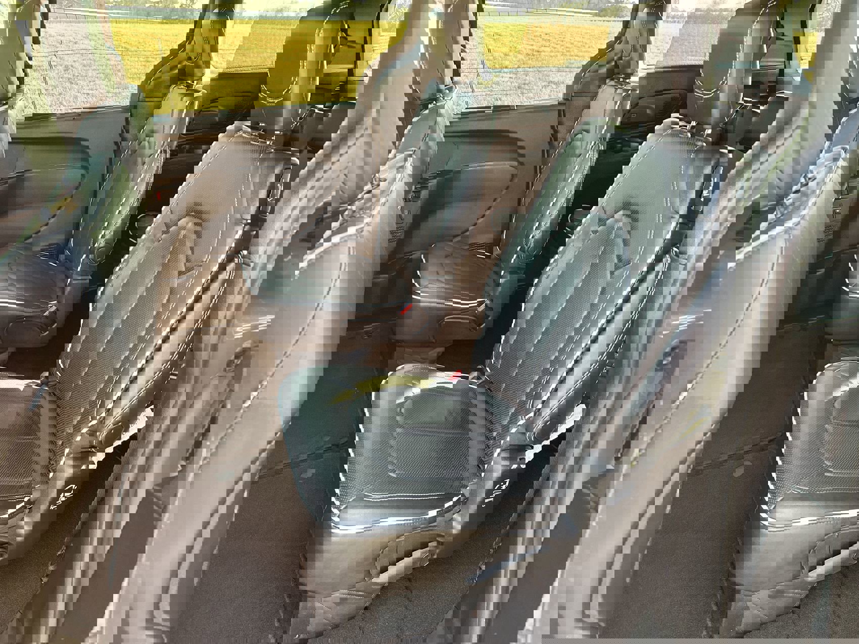 Used 2025 Chrysler Pacifica Limited image 23