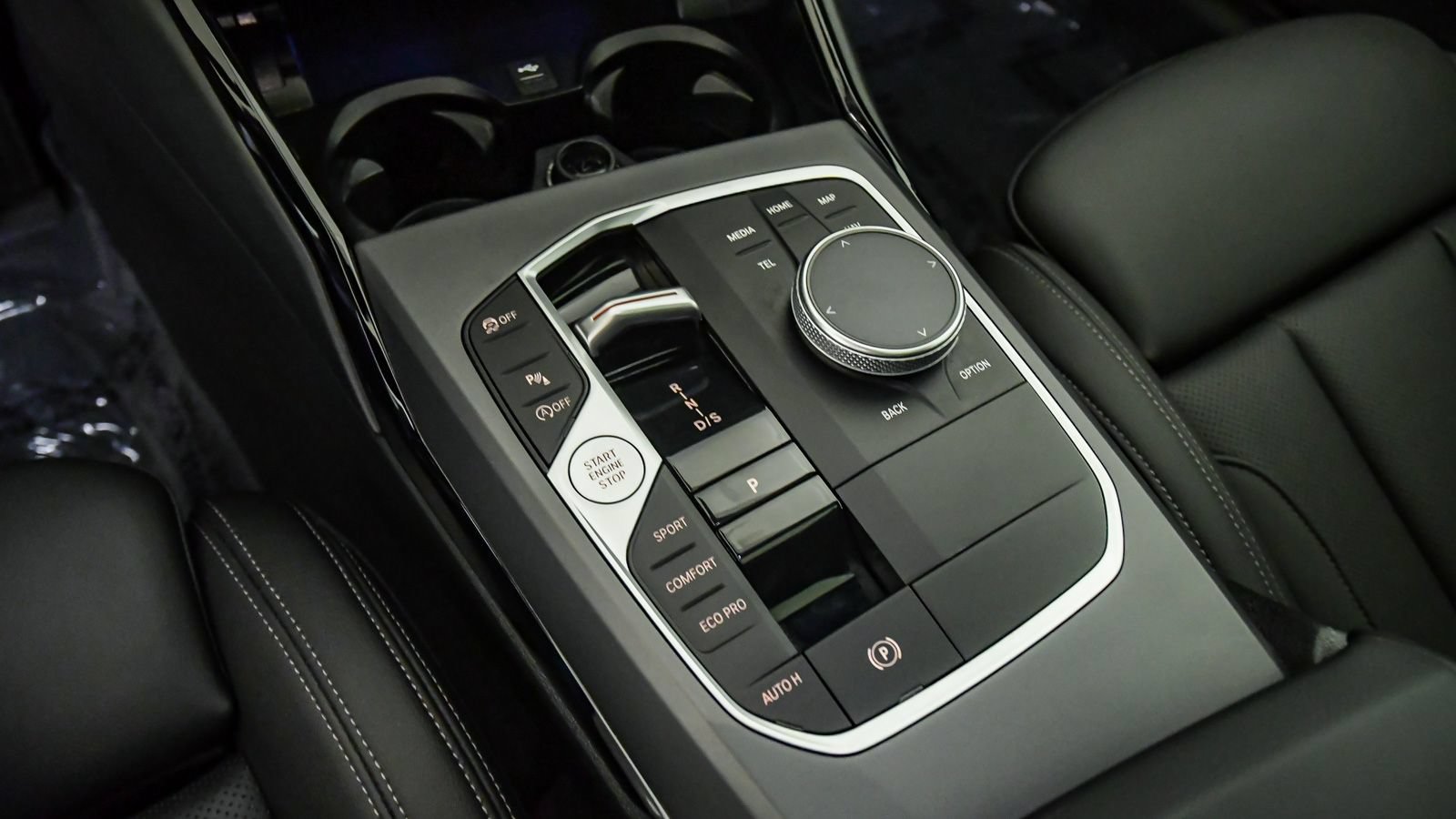 Used 2023 BMW 230i Coupe w/ Convenience Package RWD image 20