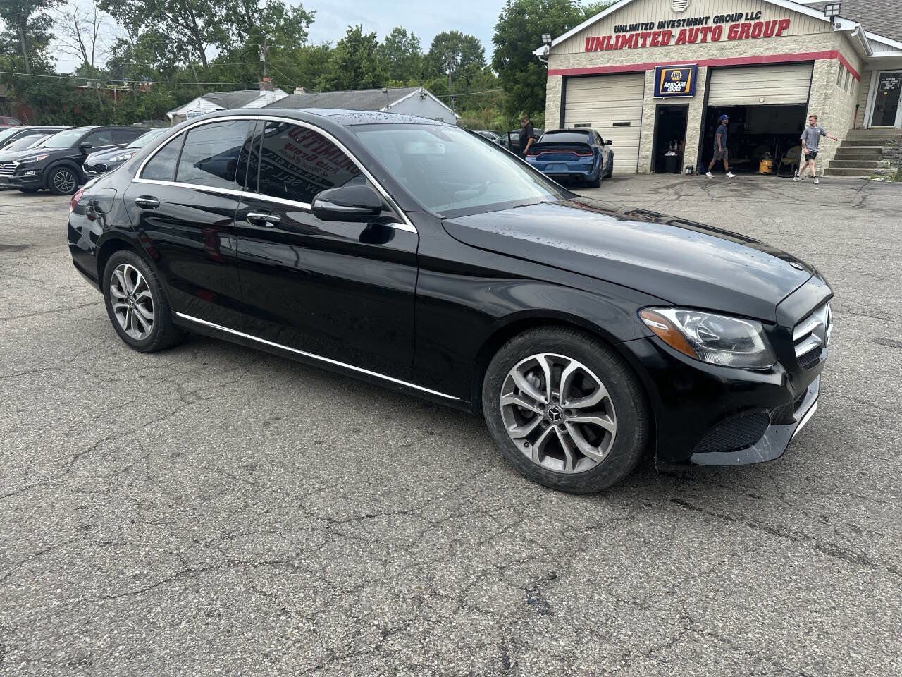 Used 2017 Mercedes-Benz C 300 4MATIC Sedan image 5