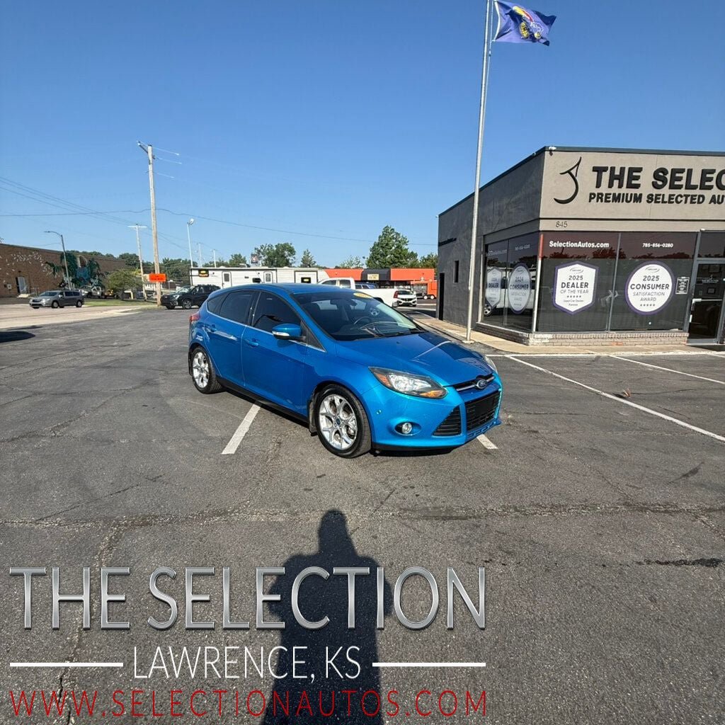 Used 2012 Ford Focus Titanium FWD image 1