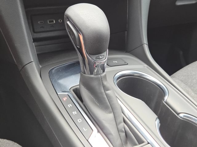 Used 2023 Chevrolet Equinox LT FWD image 29