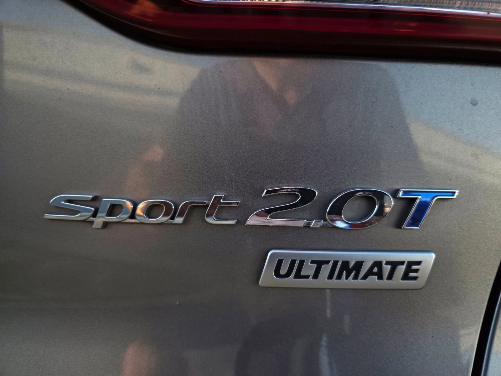 Used 2018 Hyundai Santa Fe Sport w/ 2.0T Ultimate Tech Package 05 FWD image 9