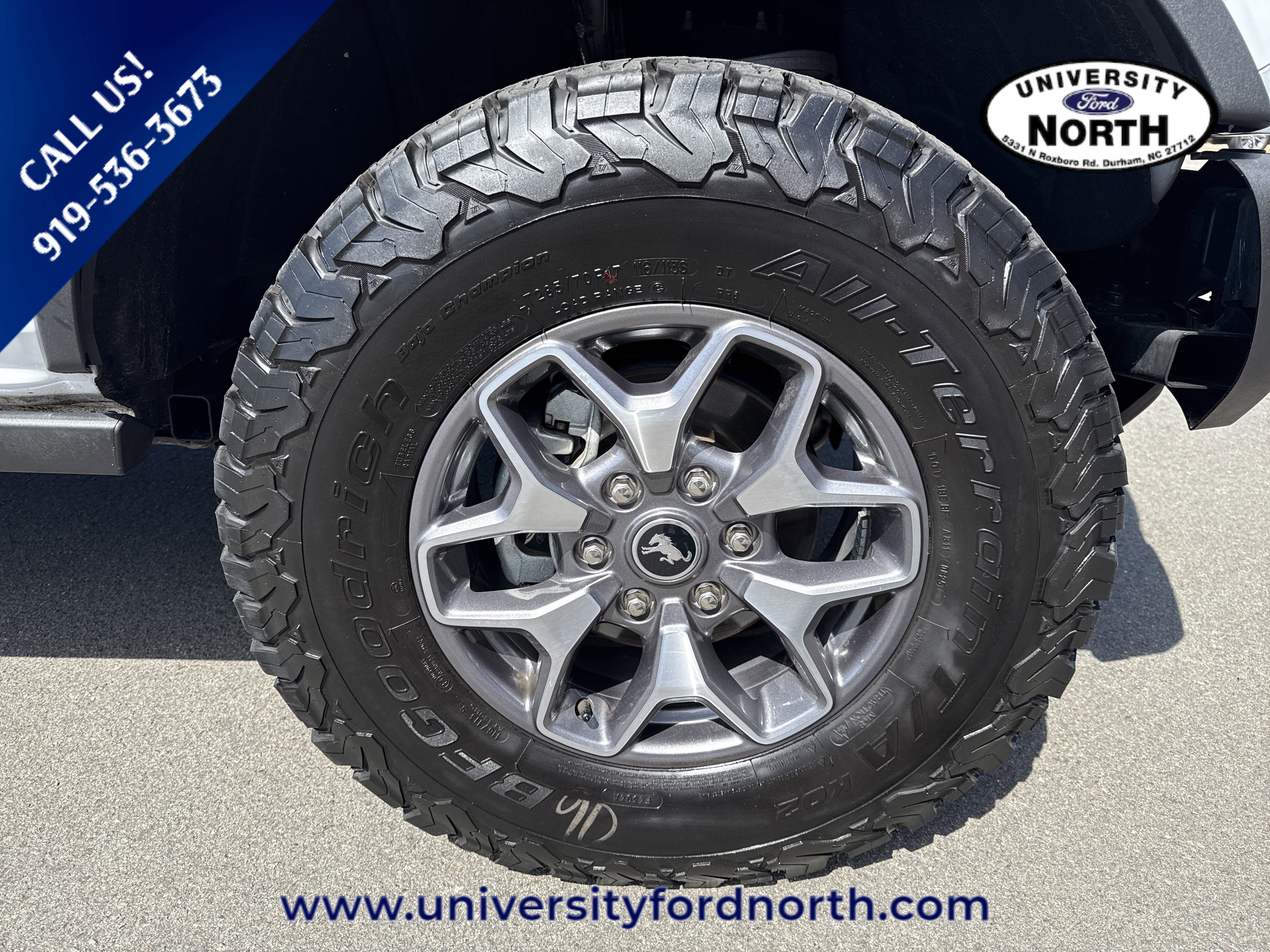 Used 2025 Ford Bronco Badlands image 9