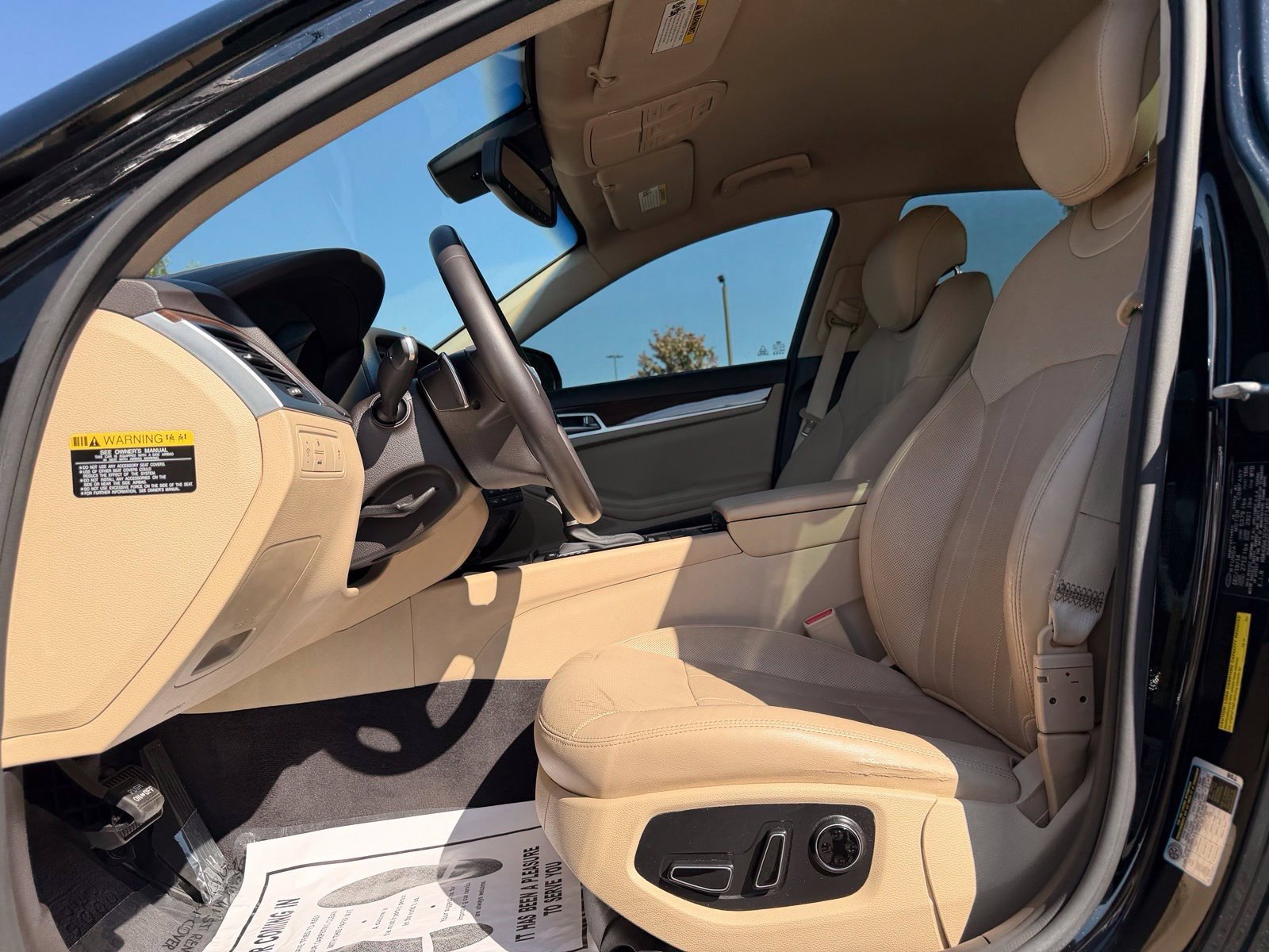 Used 2015 Hyundai Genesis 3.8 RWD image 14