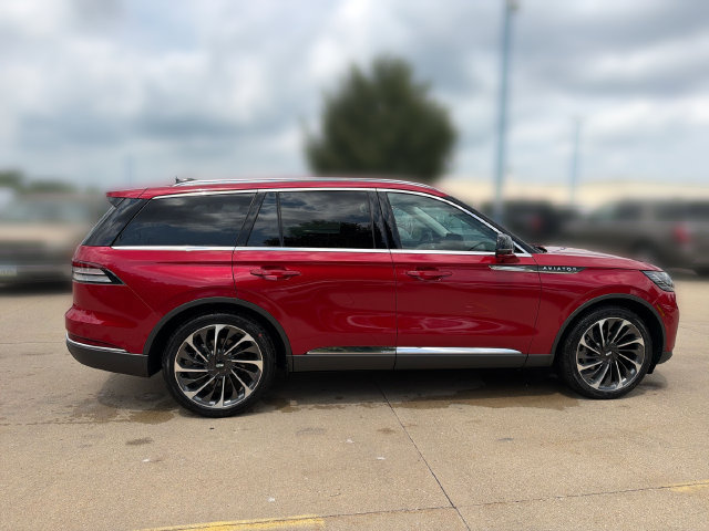 New 2026 Lincoln Aviator Reserve AWD/4WD image 4