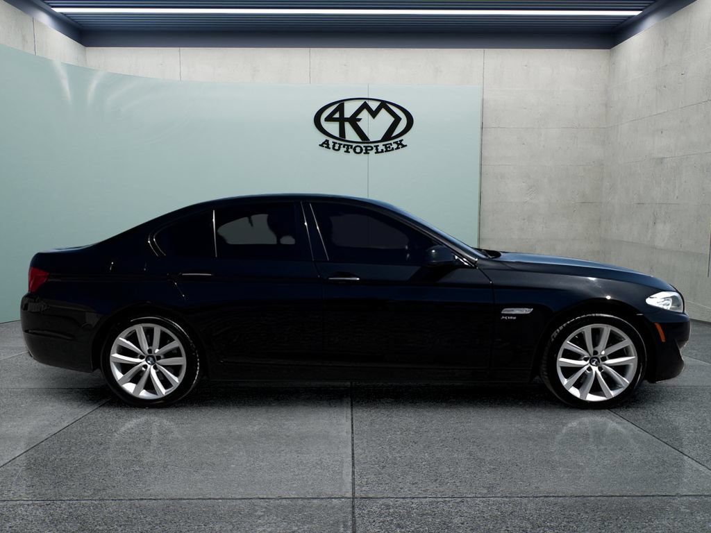 Used 2012 BMW 535i xDrive Sedan AWD/4WD image 2