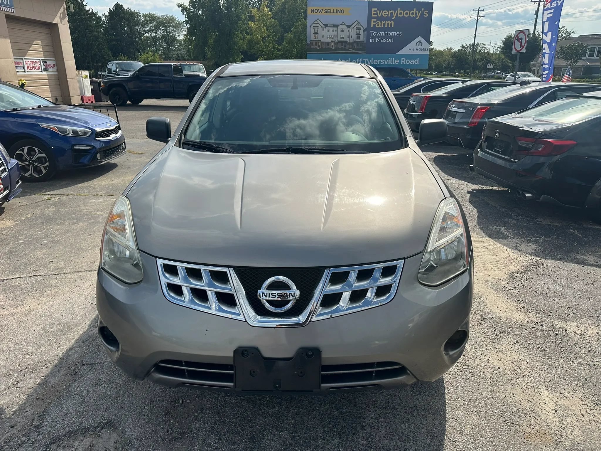 Used 2011 Nissan Rogue S FWD image 10