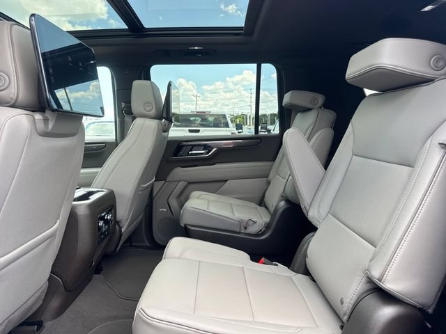New 2026 GMC Yukon XL Elevation w/ Elevation Premium Package AWD/4WD image 11