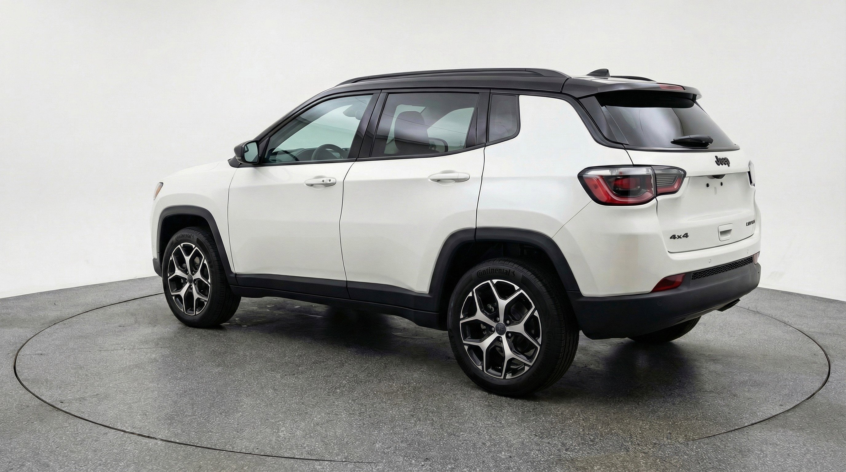 Used 2025 Jeep Compass Limited AWD/4WD image 6