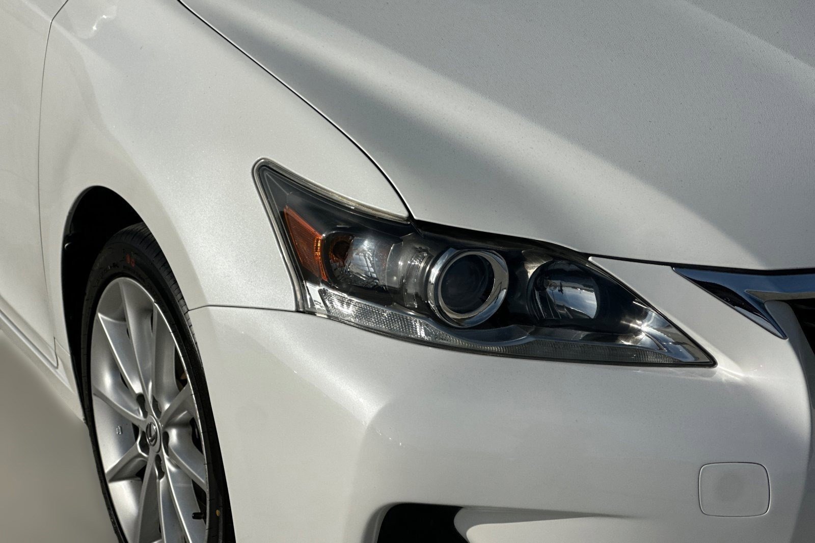 Used 2013 Lexus CT 200h image 10