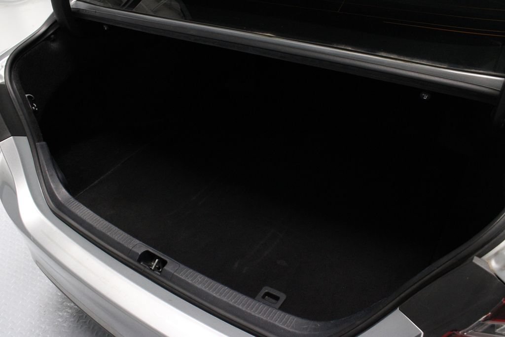 Used 2024 Toyota Camry LE FWD image 19