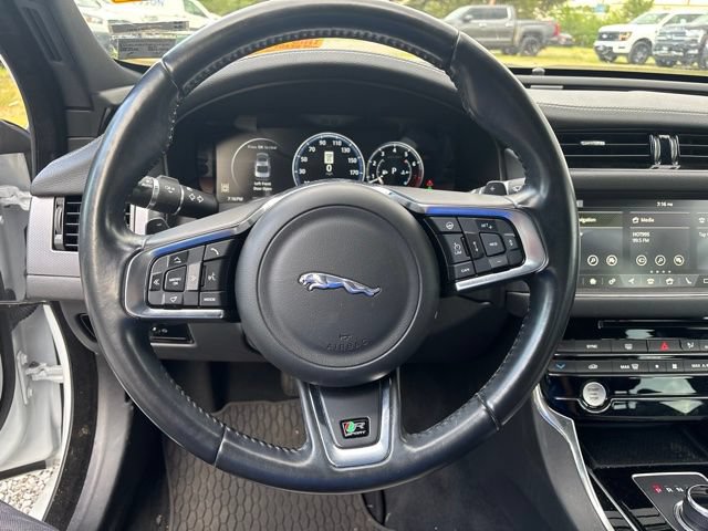 Used 2017 Jaguar XF R-Sport AWD/4WD image 5