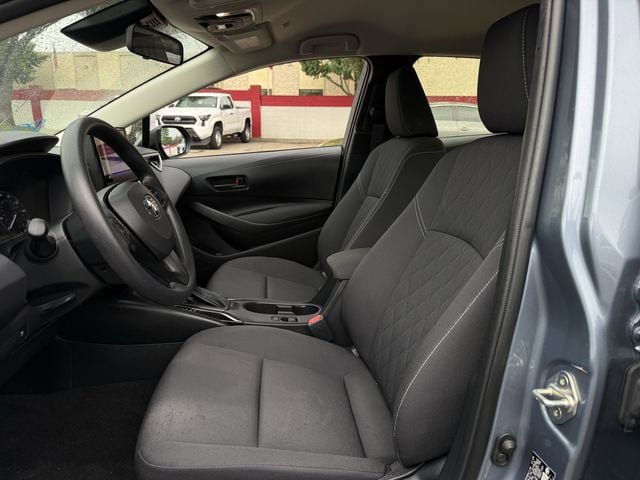 Used 2025 Toyota Corolla LE FWD image 25
