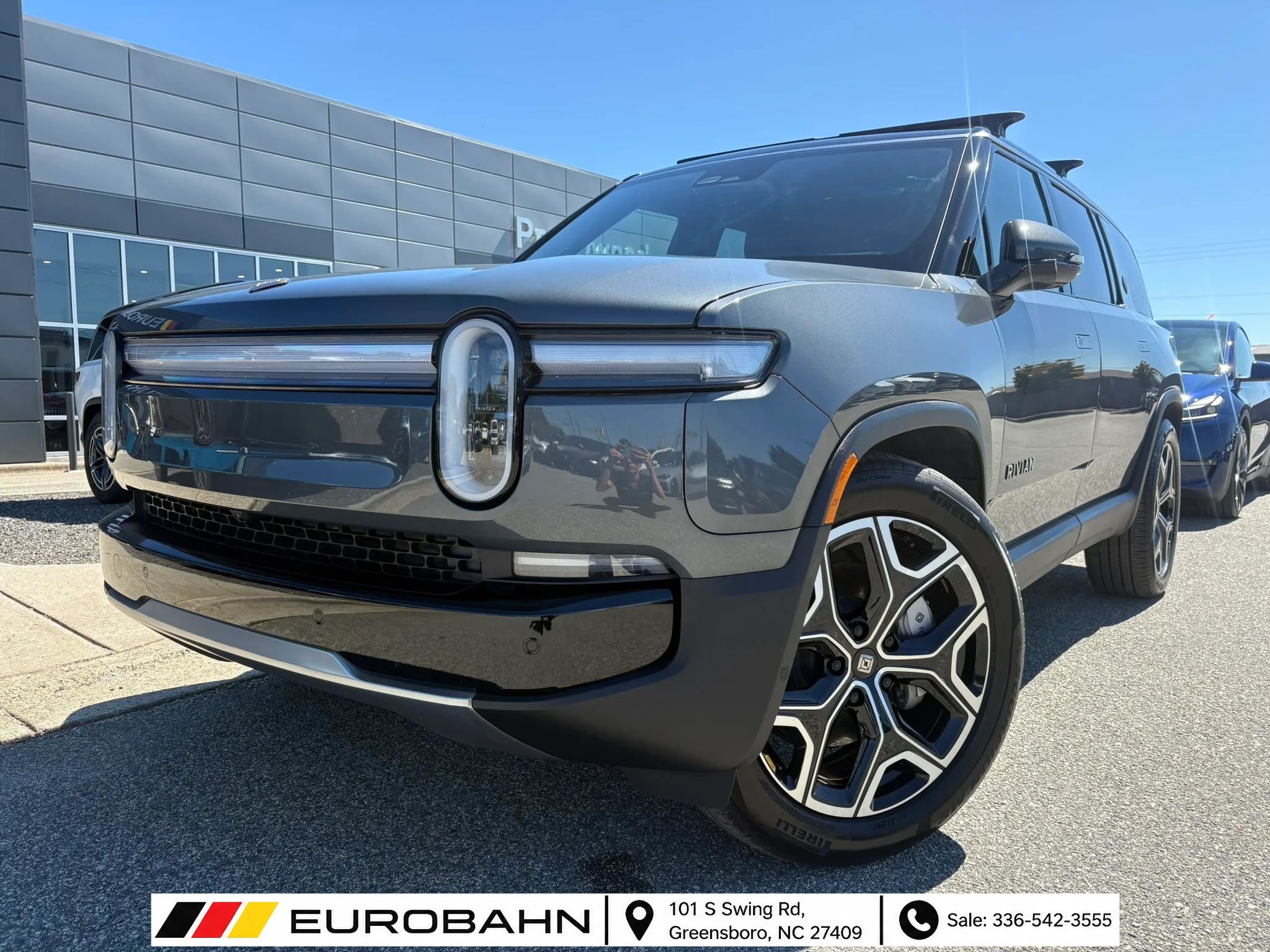 Used 2025 Rivian R1S Adventure Dual