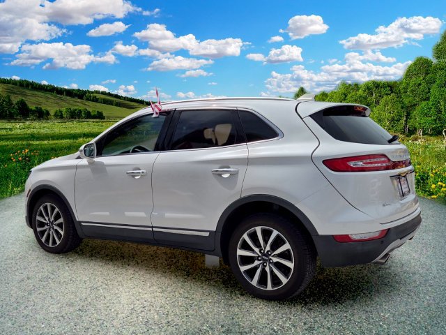 Used 2019 Lincoln MKC Reserve w/ MKC Technology Package FWD image 4