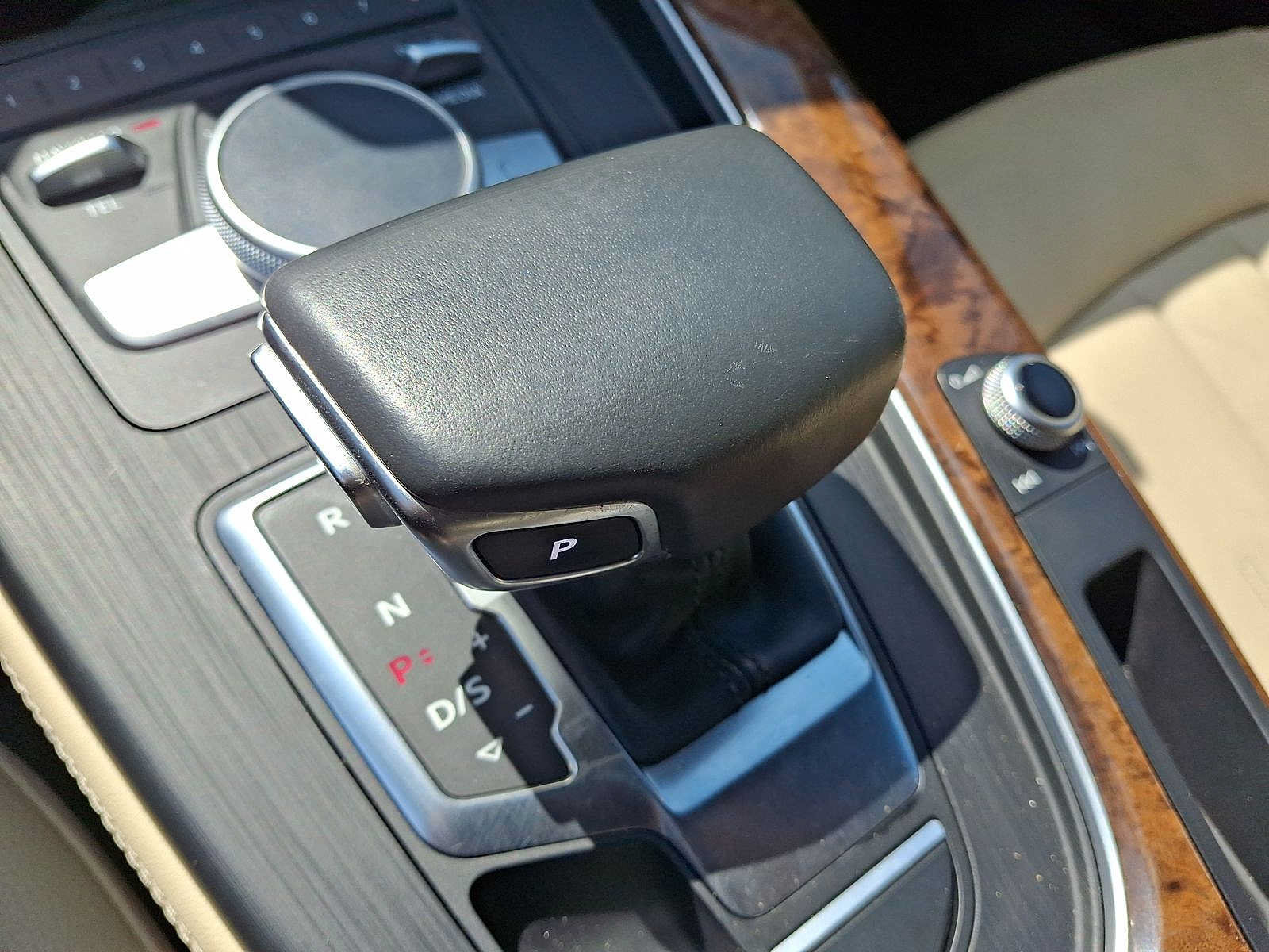 Used 2019 Audi A5 2.0T Premium Plus w/ Premium Plus AWD/4WD image 18