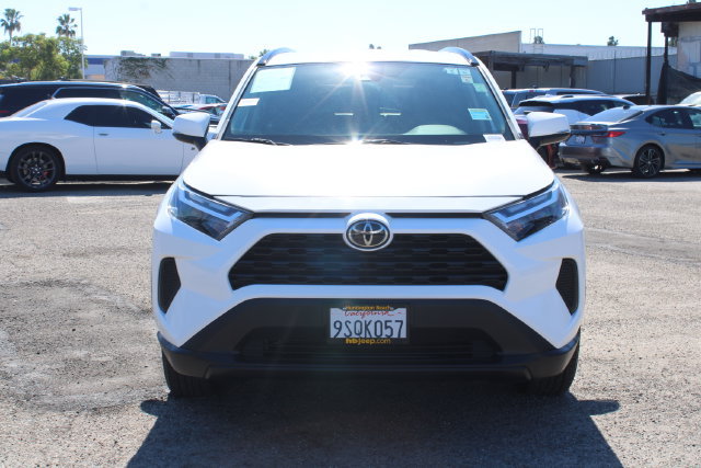 Used 2022 Toyota RAV4 XLE FWD image 2