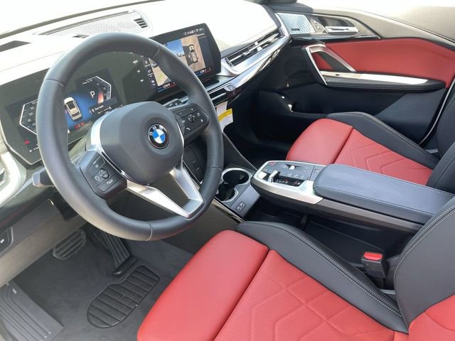 Used 2025 BMW X1 xDrive28i w/ Technology Package image 18