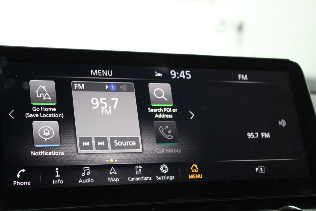 Used 2024 Nissan Armada SL w/ Captain's Chairs Package image 64