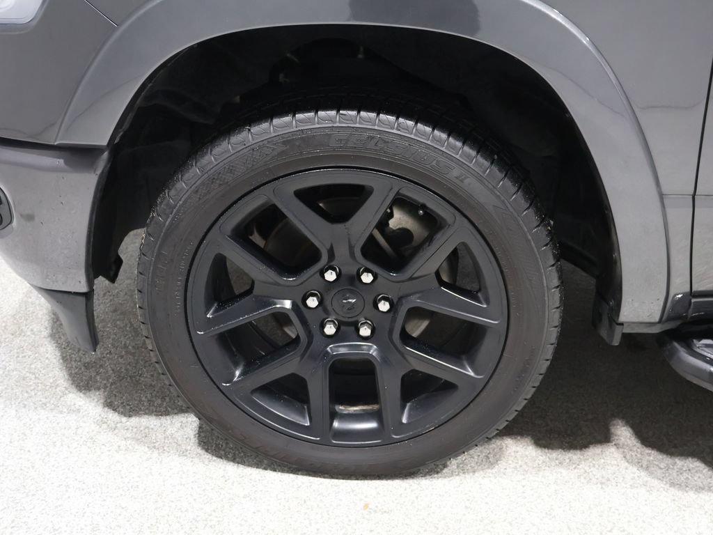 Certified 2022 RAM 1500 Laramie AWD/4WD image 9