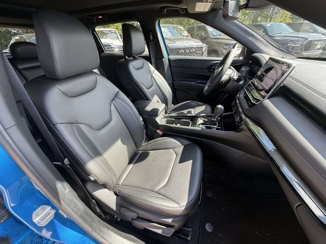 Used 2026 Jeep Compass Limited w/ Sun, Sound & Navigation Group AWD/4WD image 10