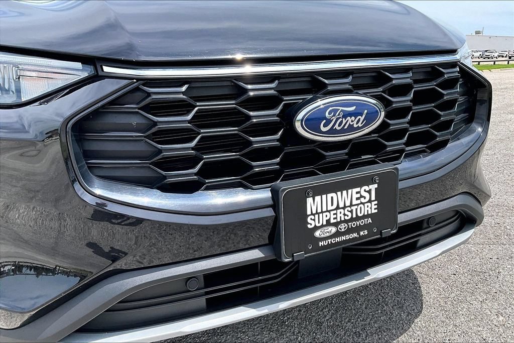 Used 2025 Ford Escape ST-Line AWD/4WD image 29