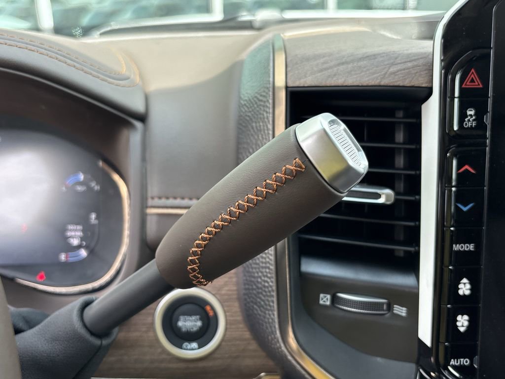 New 2026 RAM 2500 Limited AWD/4WD image 18