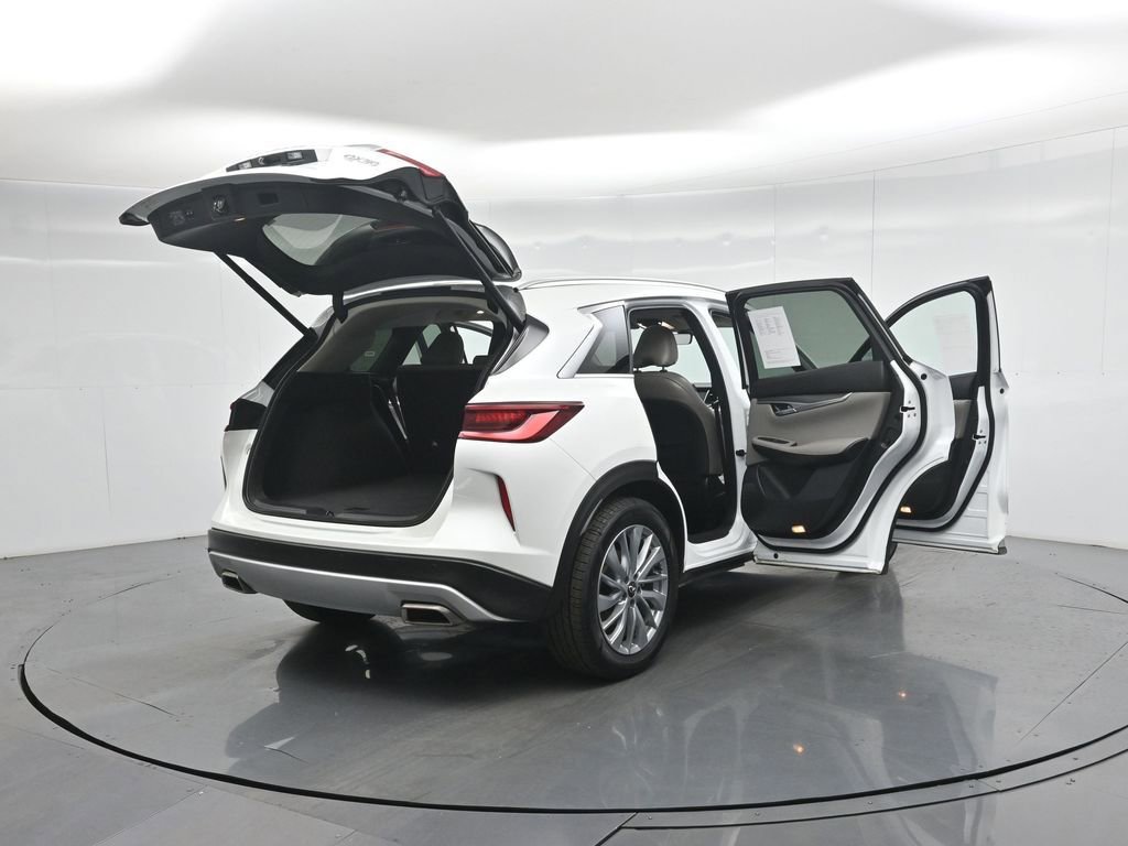 Used 2024 INFINITI QX50 Luxe image 6