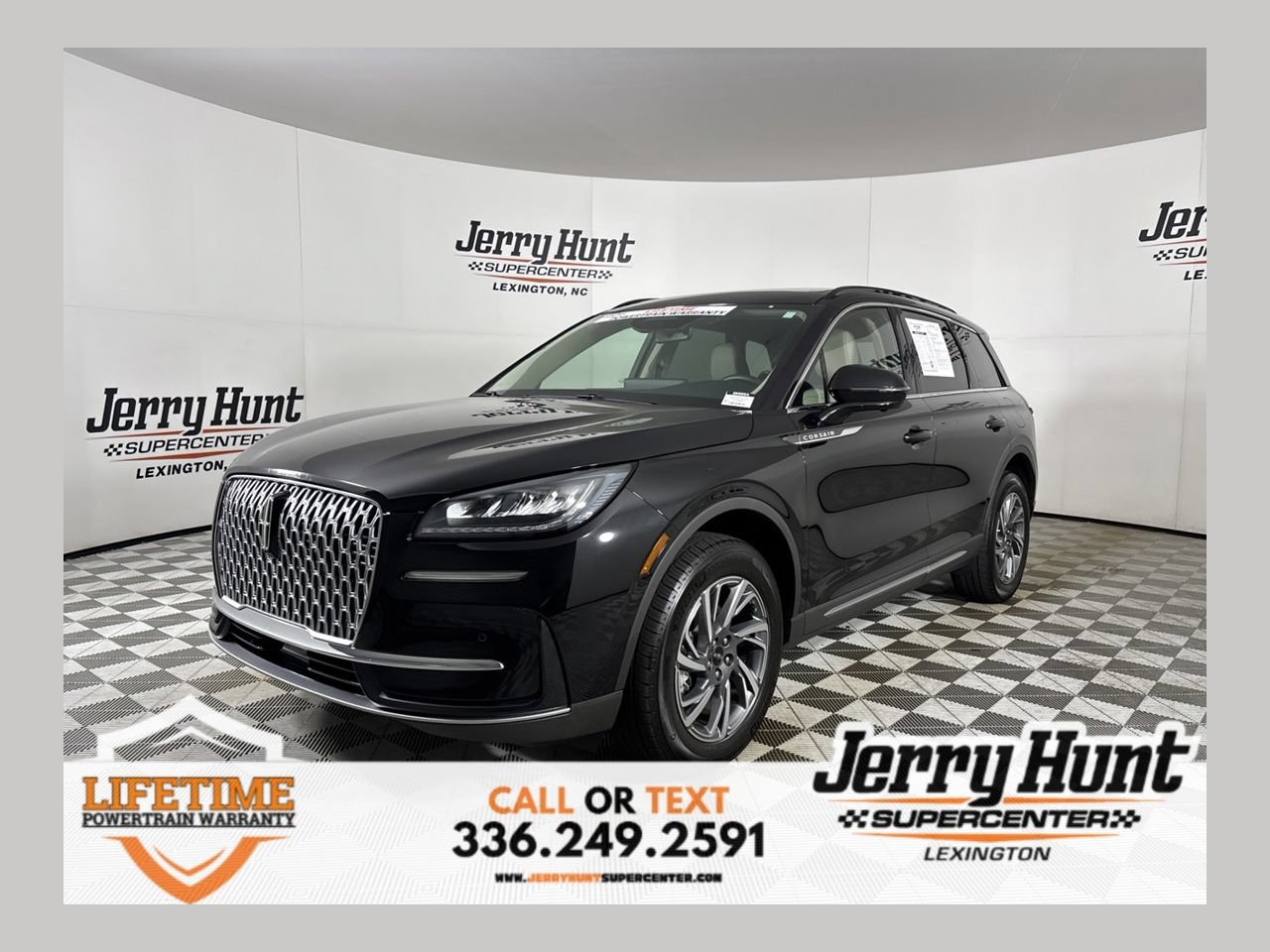Used 2026 Lincoln Corsair Premiere FWD image 1