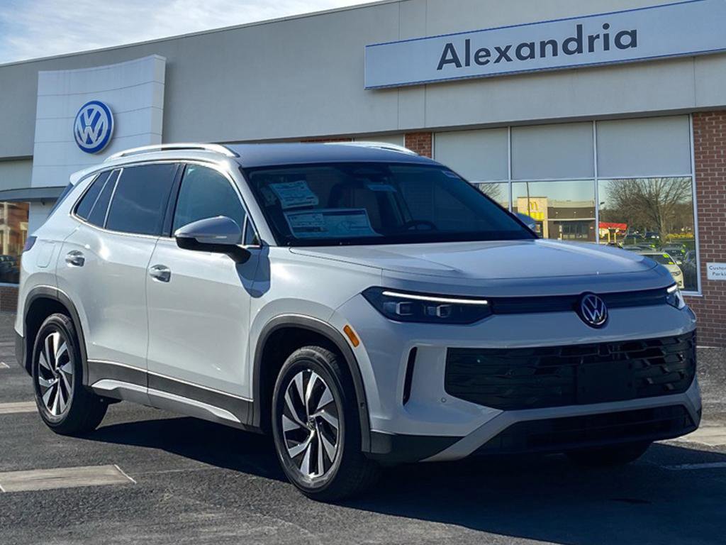 New 2026 Volkswagen Tiguan S image 1