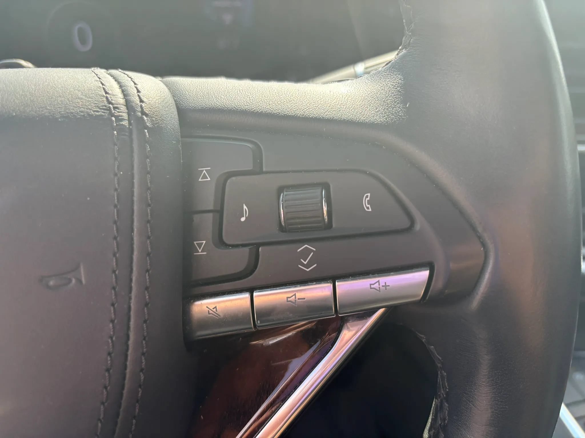 Used 2022 Cadillac Escalade Sport Platinum AWD/4WD image 20