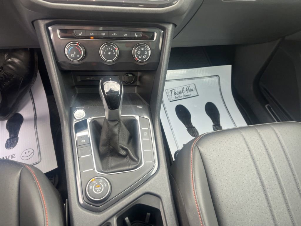 Used 2024 Volkswagen Tiguan Wolfsburg Edition AWD/4WD image 18