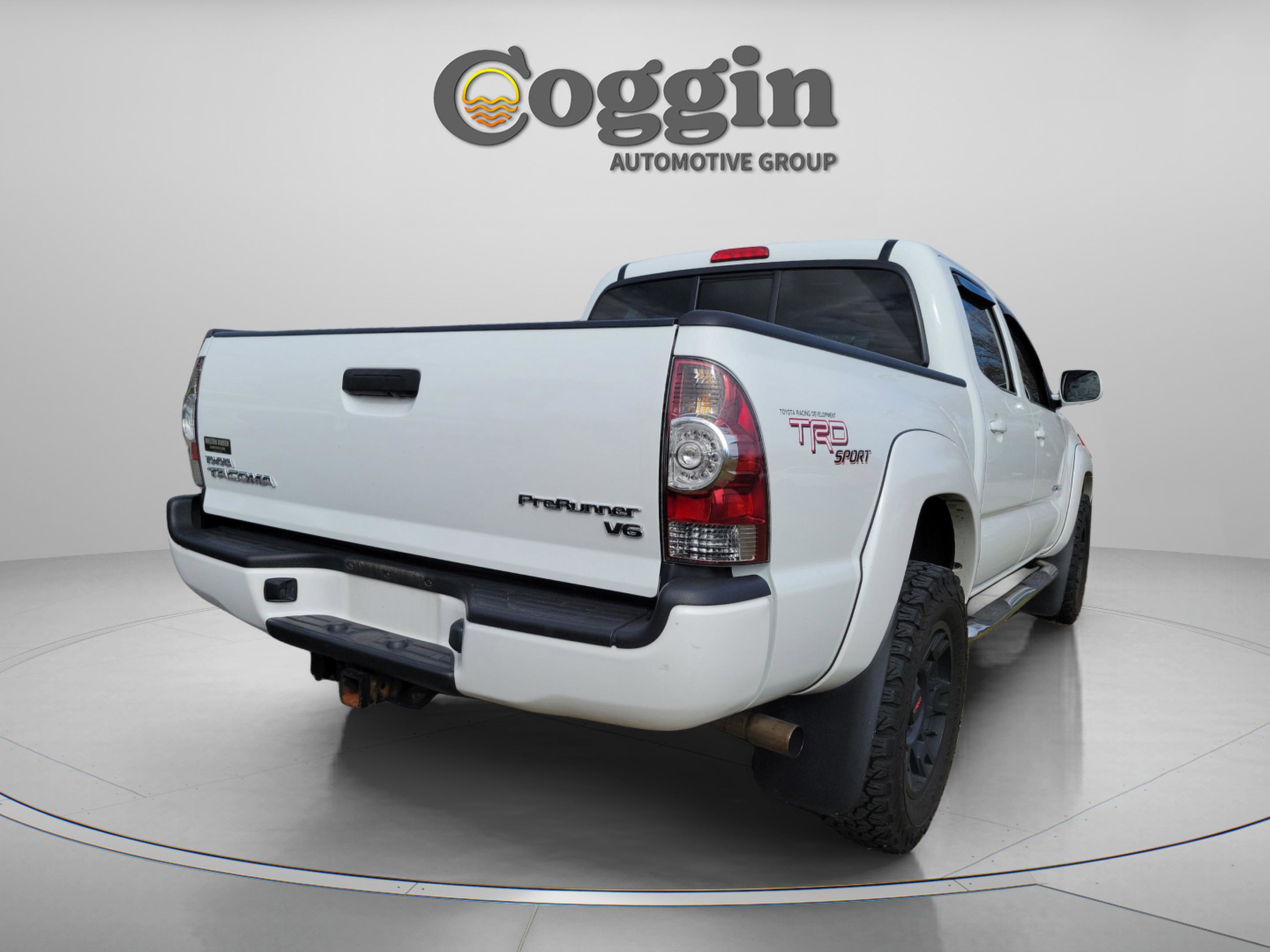 Used 2011 Toyota Tacoma PreRunner image 9