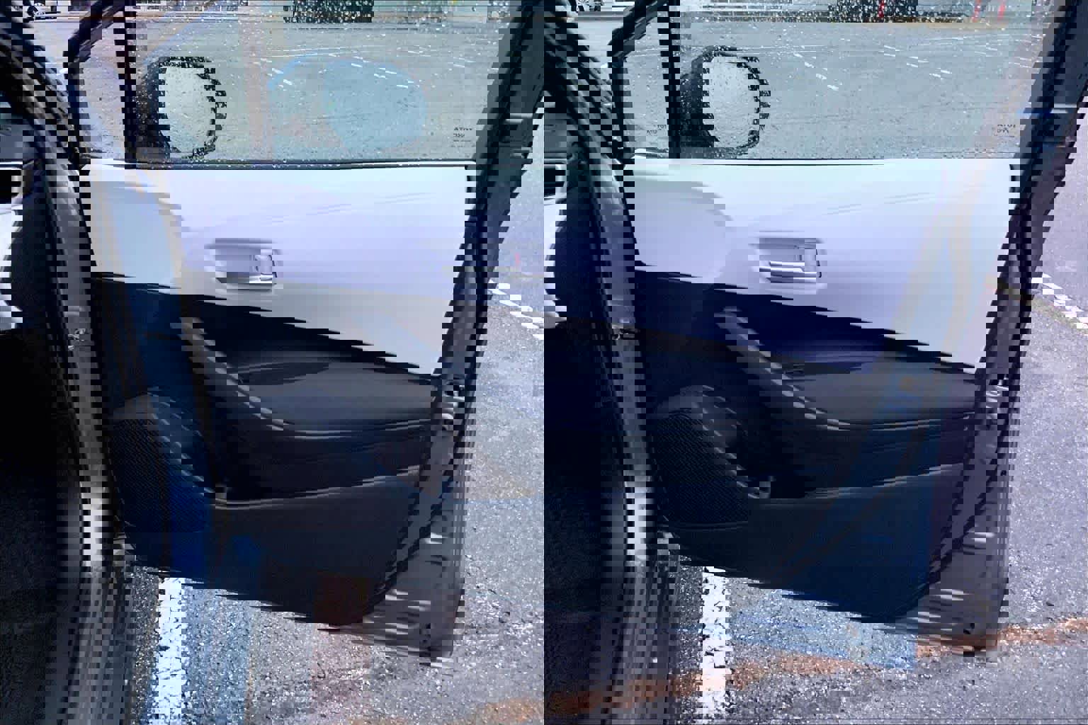 Used 2026 Toyota Corolla SE w/ SE Package image 42