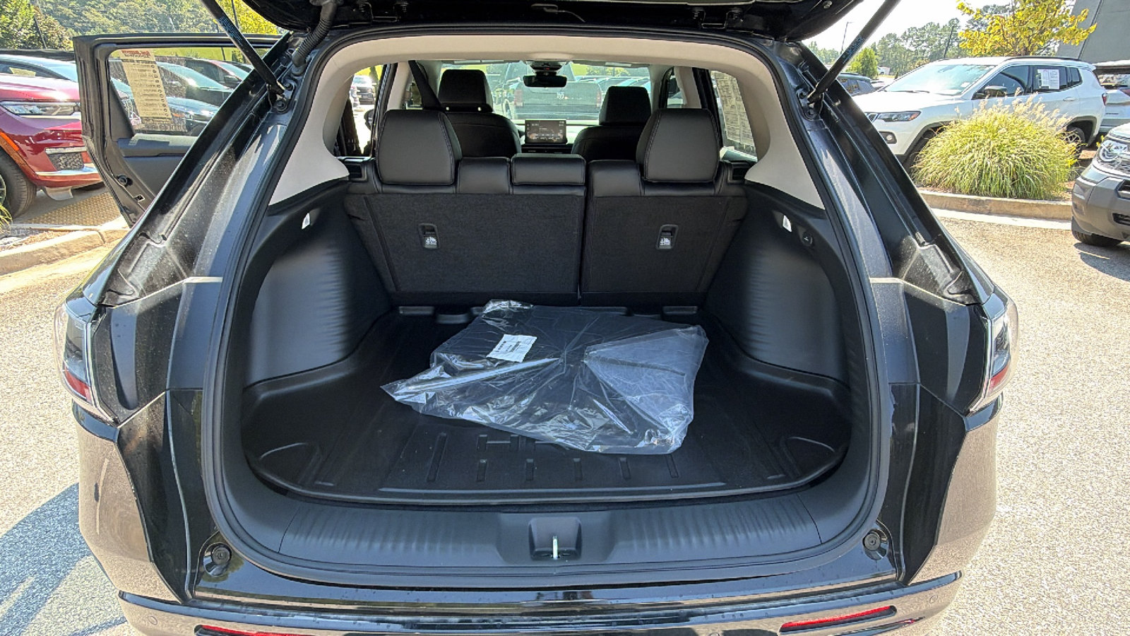 Used 2026 Honda HR-V EX-L image 13