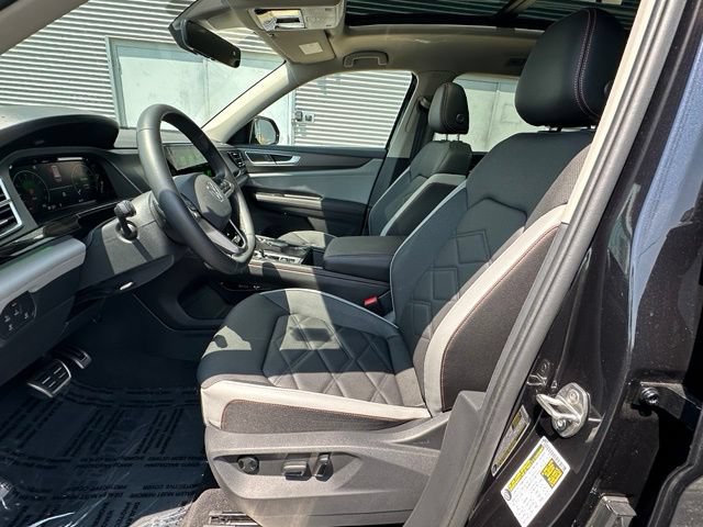 Certified 2026 Volkswagen Atlas Peak Edition AWD/4WD image 22