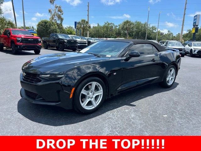 Used 2020 Chevrolet Camaro LT RWD image 3