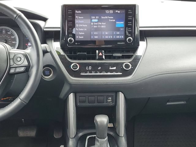 Used 2022 Toyota Corolla Cross LE AWD/4WD image 31