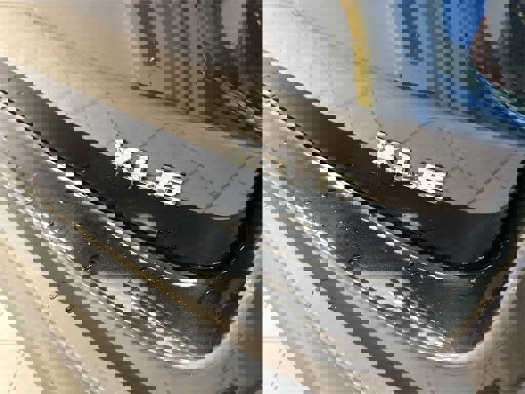 Used 2019 Toyota Highlander XLE image 11