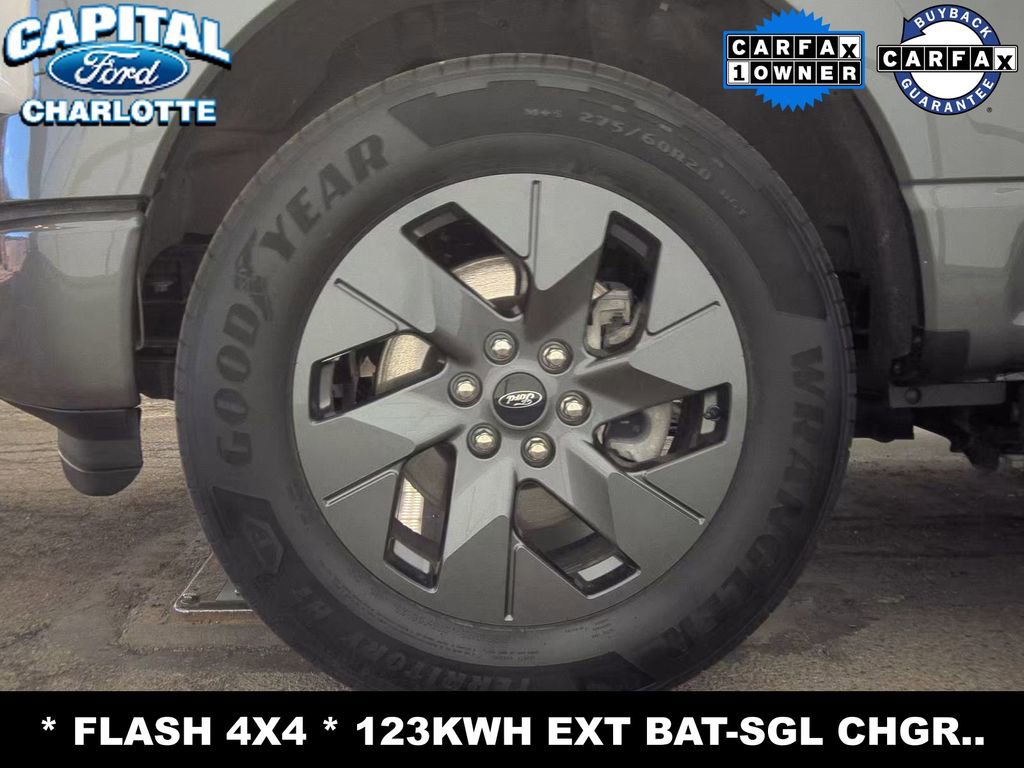 Used 2025 Ford F150 Lightning Flash image 9