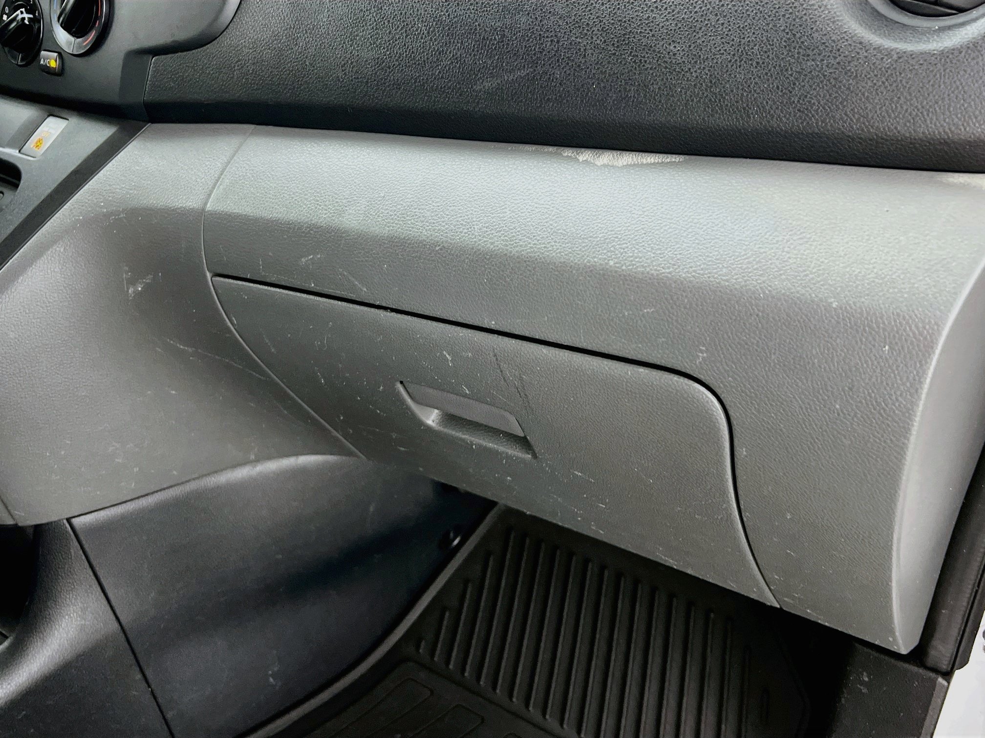 Used 2021 Nissan NV200 S FWD image 33