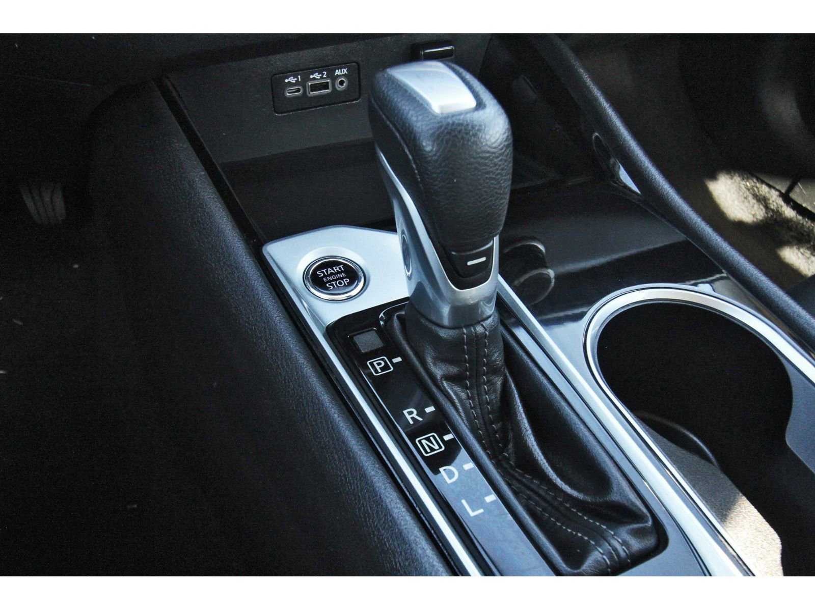 Used 2024 Nissan Altima 2.5 SV image 27