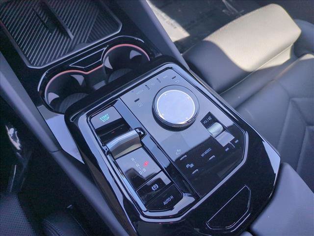 Certified 2026 BMW i5 eDrive40 w/ M Sport Package RWD image 12