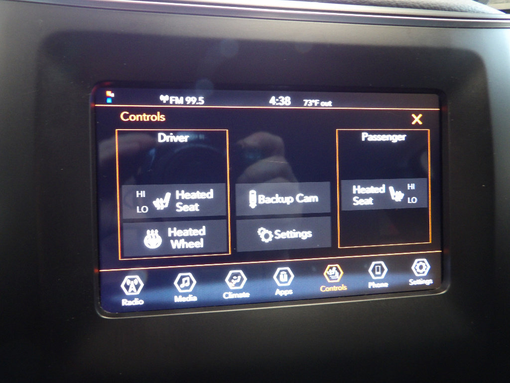 Used 2020 Jeep Cherokee Latitude Plus image 37