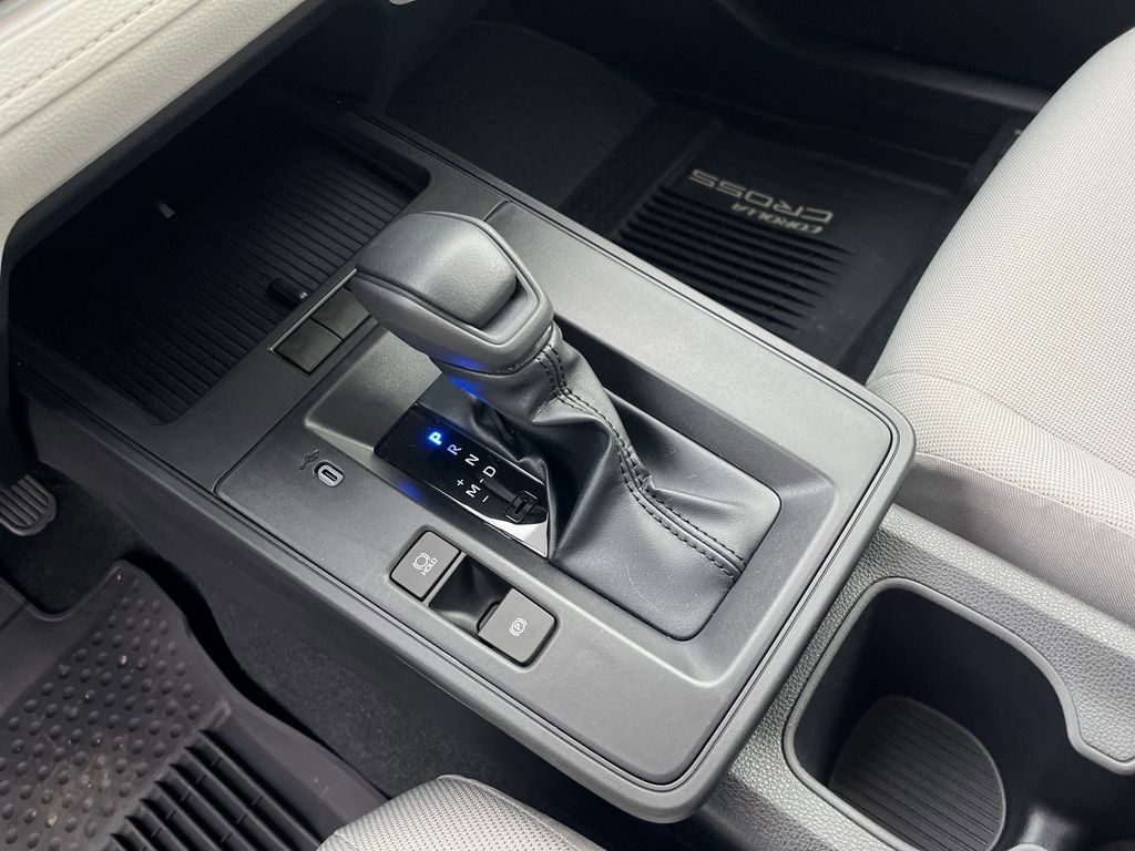 New 2026 Toyota Corolla Cross L image 24